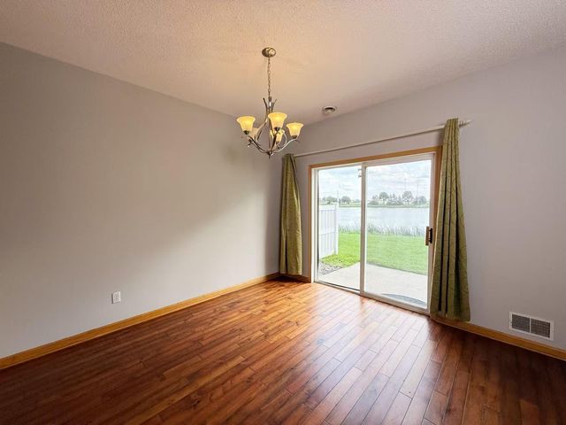 1842 111th Avenue NE, Blaine, MN 55449