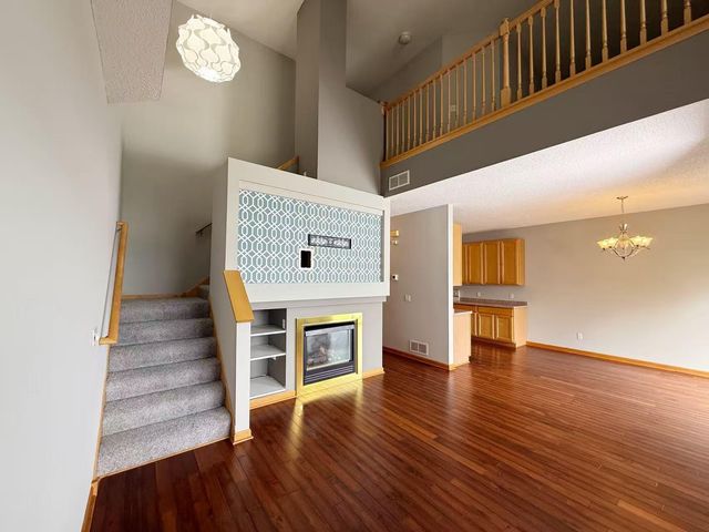 1842 111th Avenue NE, Blaine, MN 55449