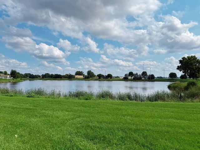 1842 111th Avenue NE, Blaine, MN 55449