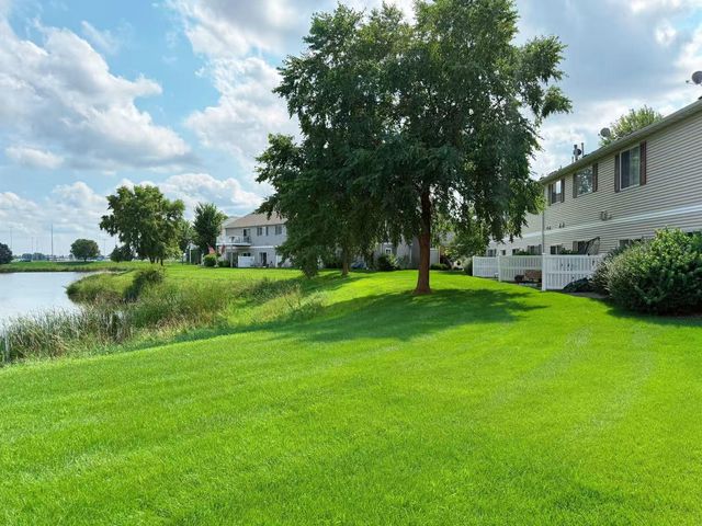 1842 111th Avenue NE, Blaine, MN 55449