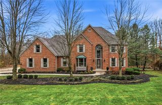 110 Timber Run Drive, Canfield, OH 44406