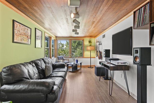 1925 Kendall Avenue, Madison, WI 53726