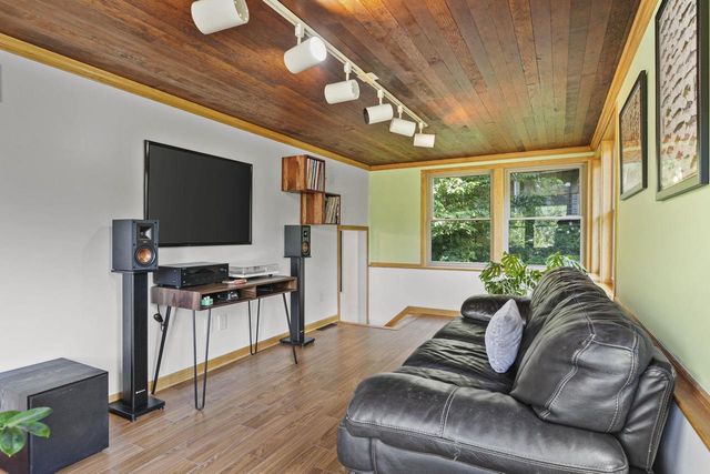 1925 Kendall Avenue, Madison, WI 53726