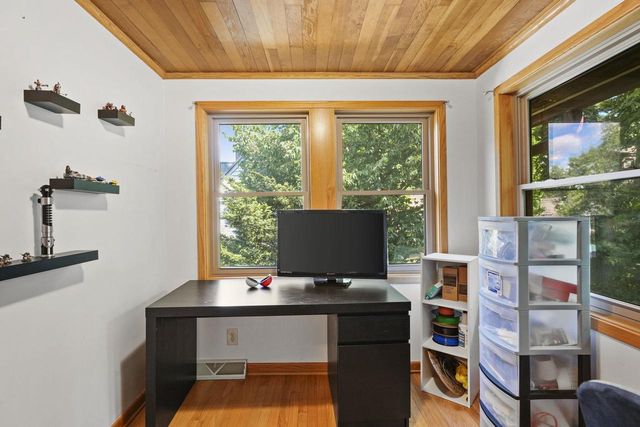 1925 Kendall Avenue, Madison, WI 53726