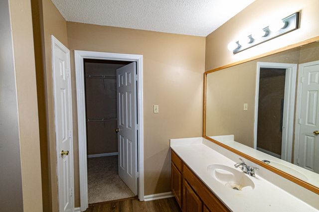 2799 MARYLAND CIR E, Memphis, TN 38133