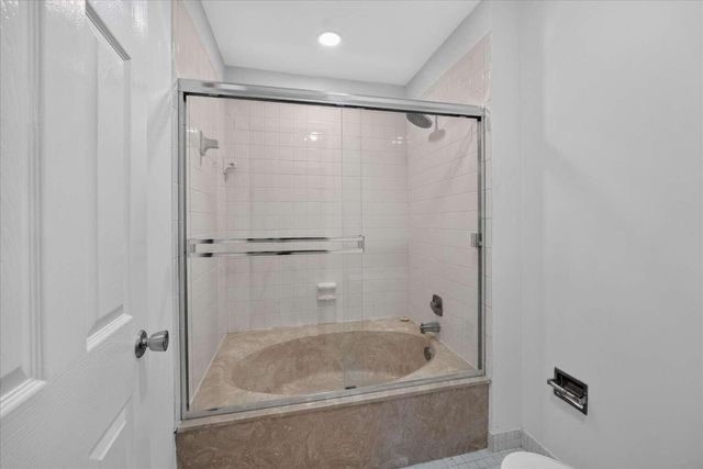 21682 Cypress Road 11d, Boca Raton, FL 33433