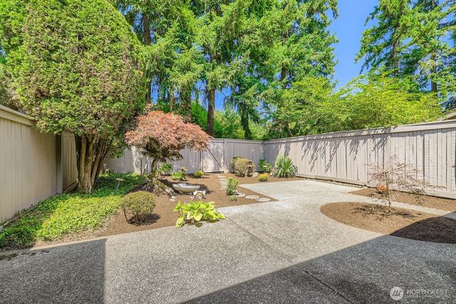 14208 NE 2nd Place, Bellevue, WA 98007