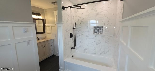 16 Abrams Rd, Holland Twp., NJ 08848