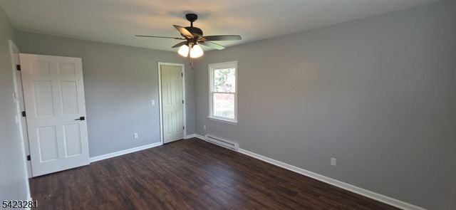 16 Abrams Rd, Holland Twp., NJ 08848