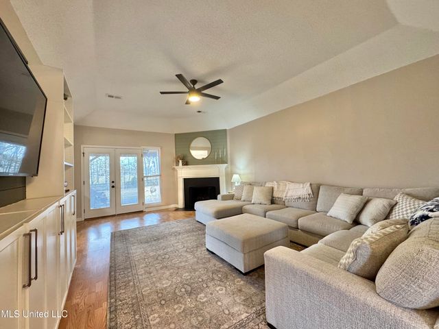 5608 Marlin Place, Olive Branch, MS 38654