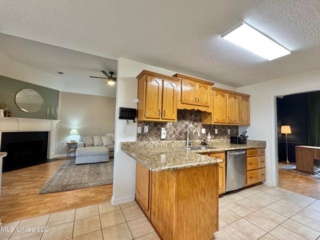 5608 Marlin Place, Olive Branch, MS 38654