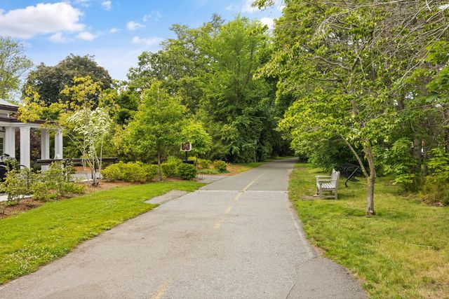 9 Meriam Street 4 & 6, Lexington, MA 02420