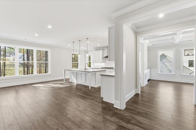 5885 Ford Road, Acworth, GA 30101