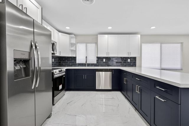 9361 SE Duncan Street, Hobe Sound, FL 33455