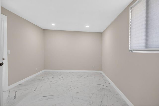 9361 SE Duncan Street, Hobe Sound, FL 33455