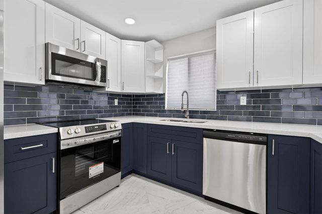 9361 SE Duncan Street, Hobe Sound, FL 33455