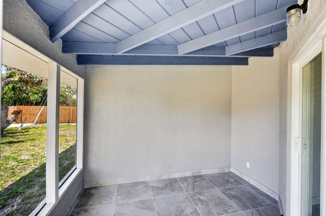 9361 SE Duncan Street, Hobe Sound, FL 33455