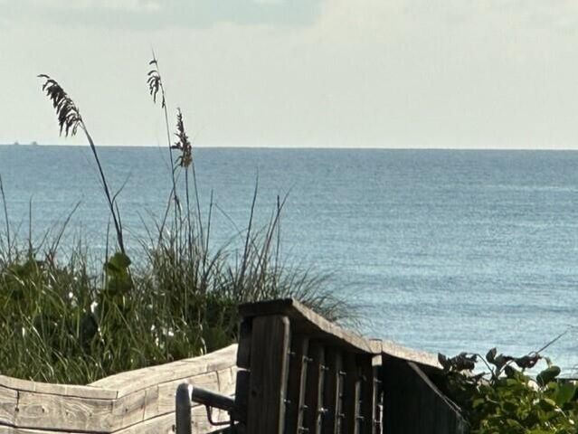 9361 SE Duncan Street, Hobe Sound, FL 33455