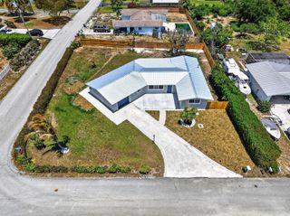 9361 SE Duncan Street, Hobe Sound, FL 33455