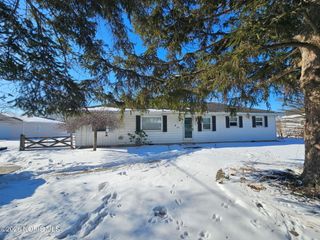 3517 Goodrich Avenue, Northwood, OH 43619