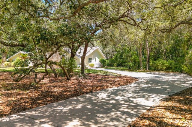 315 W BRITAIN STREET, Hernando, FL 34442
