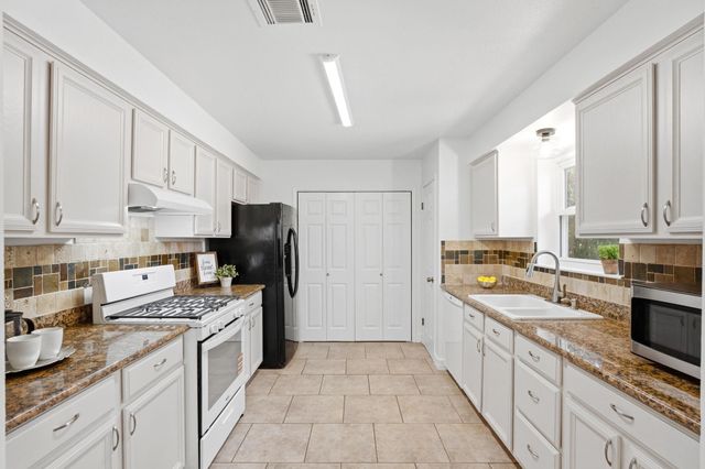 29038 Deadwood Lane, Shenandoah, TX 77381