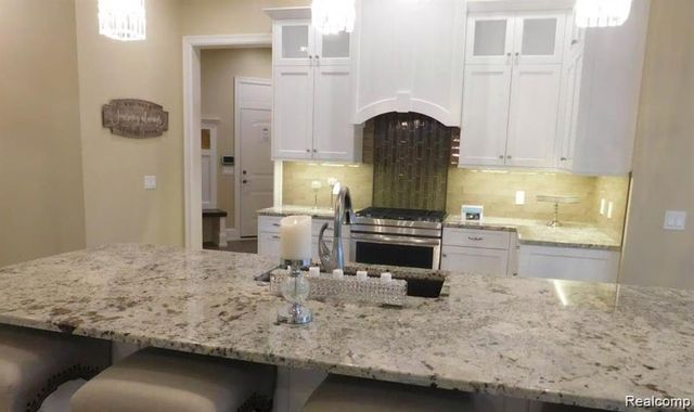 7345 Verona Drive, West Bloomfield, MI 48322