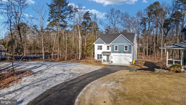 720 BRIDGE DR, Pasadena, MD 21122