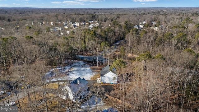 720 BRIDGE DR, Pasadena, MD 21122