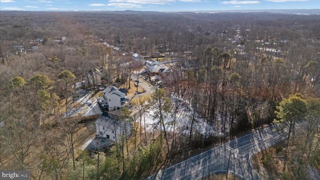 720 BRIDGE DR, Pasadena, MD 21122