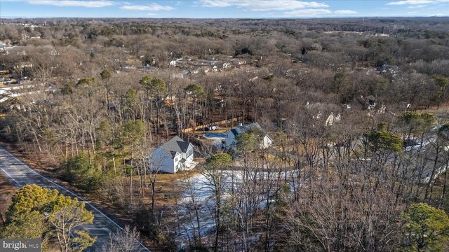 720 BRIDGE DR, Pasadena, MD 21122