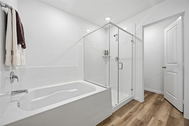 5208 Greengrass Willow Way, Houston, TX 77048