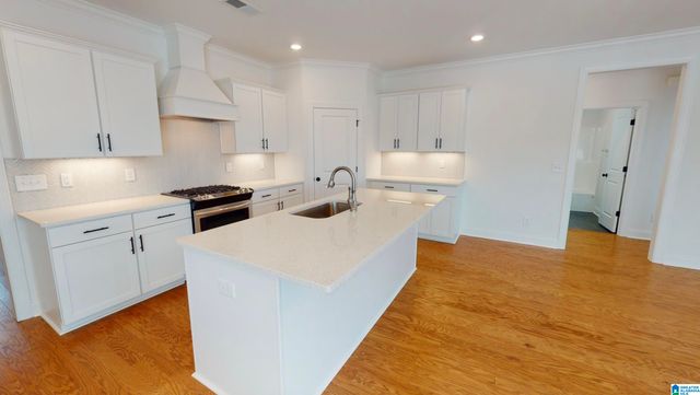 5156 SIMMS RIDGE, Pelham, AL 35124