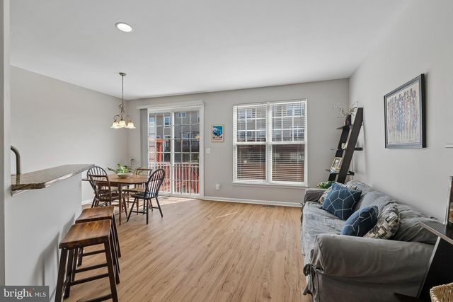 43255 SUNDERLEIGH SQ, Broadlands, VA 20148
