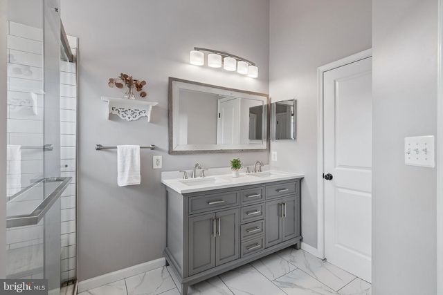 43255 SUNDERLEIGH SQ, Broadlands, VA 20148