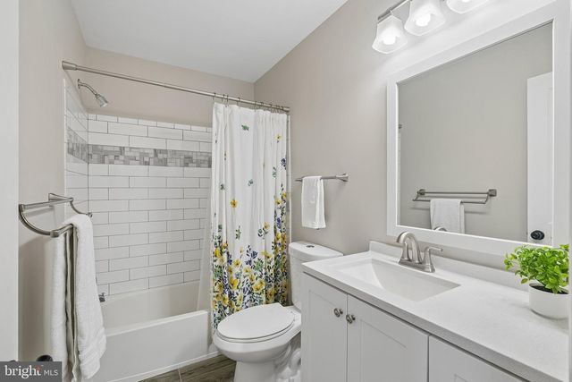 43255 SUNDERLEIGH SQ, Broadlands, VA 20148