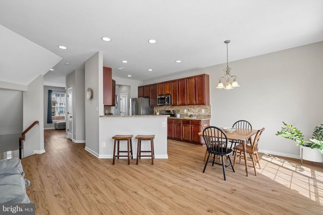 43255 SUNDERLEIGH SQ, Broadlands, VA 20148