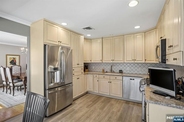 26 Almroth Drive, Wayne, NJ 07470