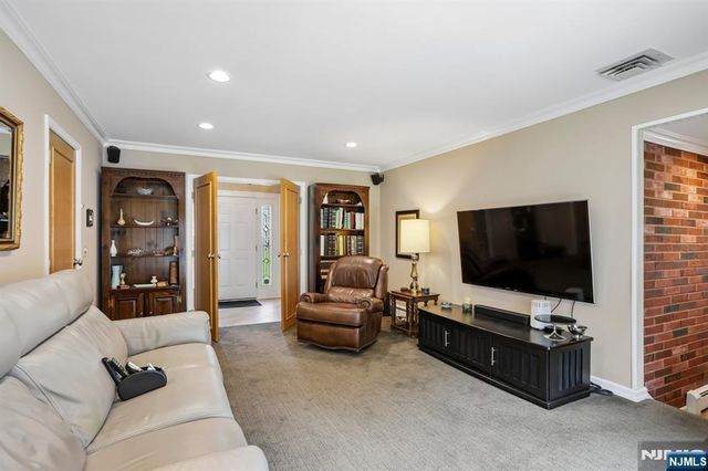 26 Almroth Drive, Wayne, NJ 07470