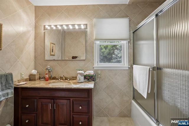 26 Almroth Drive, Wayne, NJ 07470