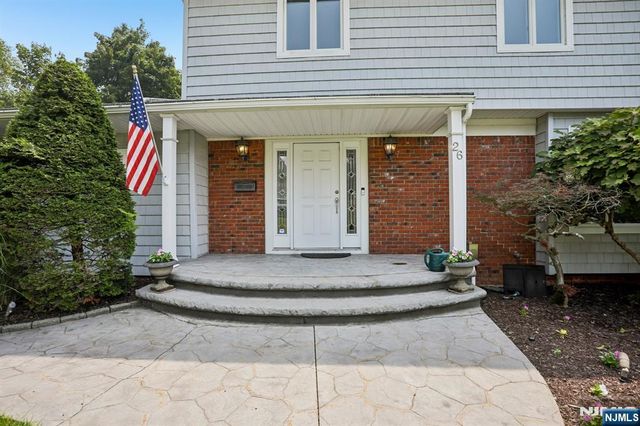 26 Almroth Drive, Wayne, NJ 07470