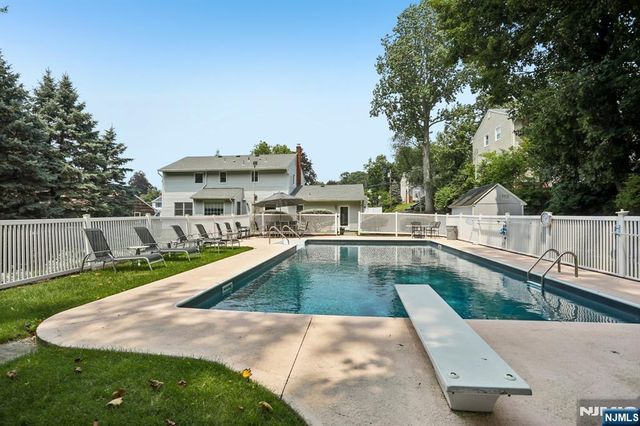 26 Almroth Drive, Wayne, NJ 07470