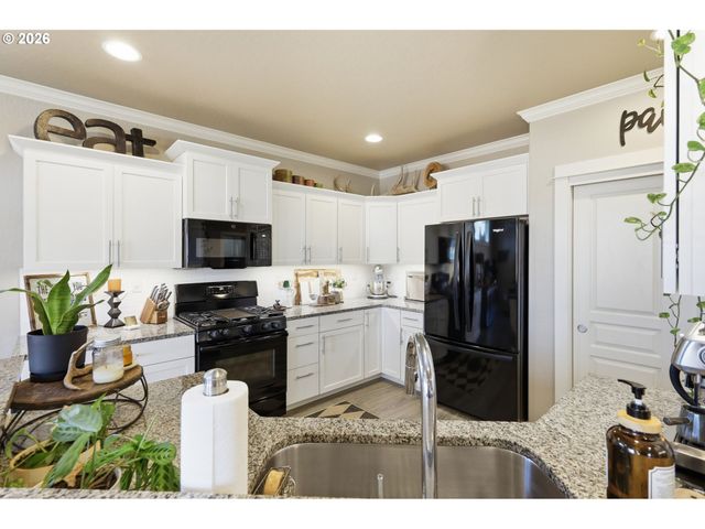 591 ARGON Ave, Eugene, OR 97404