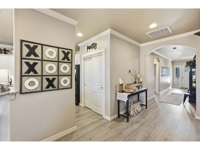 591 ARGON Ave, Eugene, OR 97404