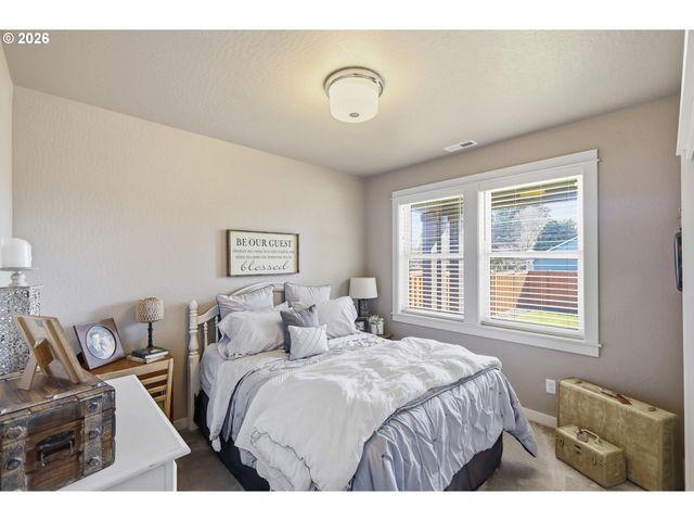 591 ARGON Ave, Eugene, OR 97404