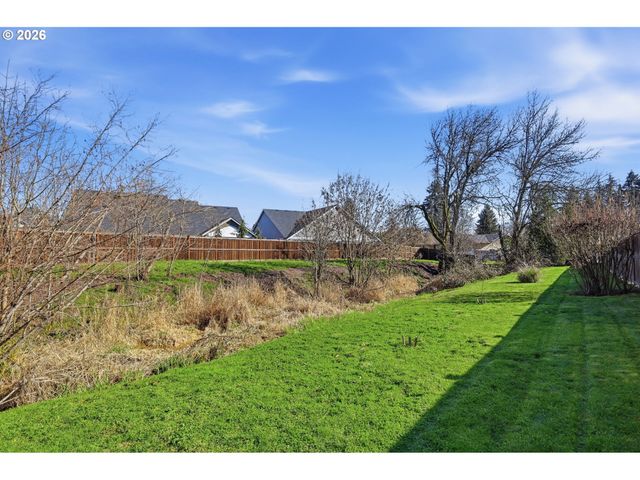 591 ARGON Ave, Eugene, OR 97404