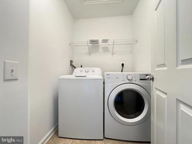 247 SILLS LN, Downingtown, PA 19335