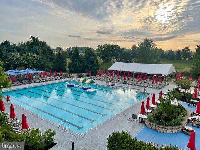 247 SILLS LN, Downingtown, PA 19335