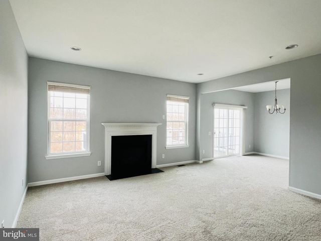 247 SILLS LN, Downingtown, PA 19335