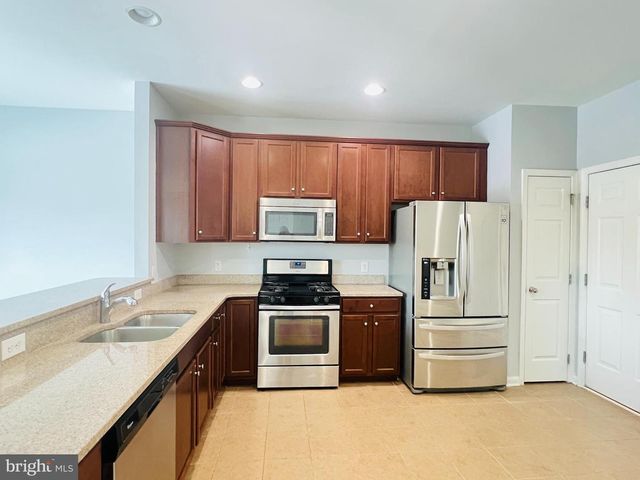 247 SILLS LN, Downingtown, PA 19335